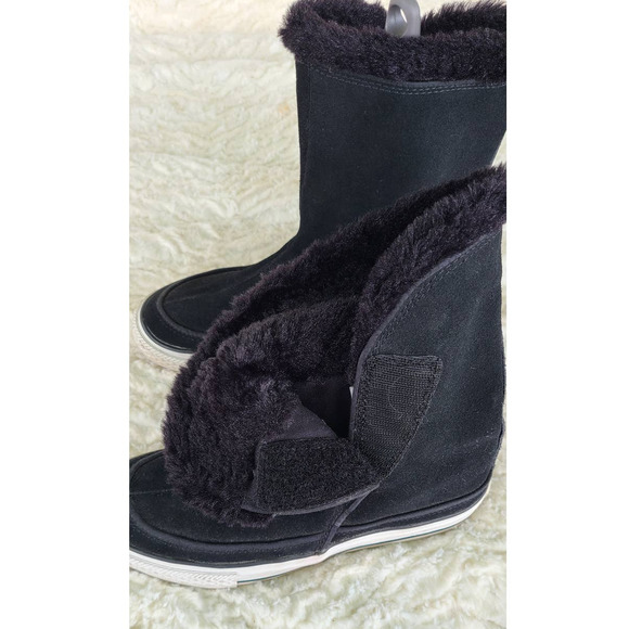 Converse All Star Women's Black Suede Fur Lined Chuck Taylor Boots Size 5 - Picture 6 of 9